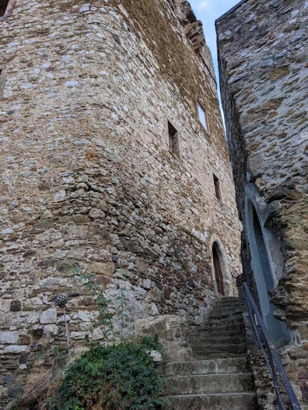 فيتسلار Burg Hermannstein - Queens Room المظهر الخارجي الصورة